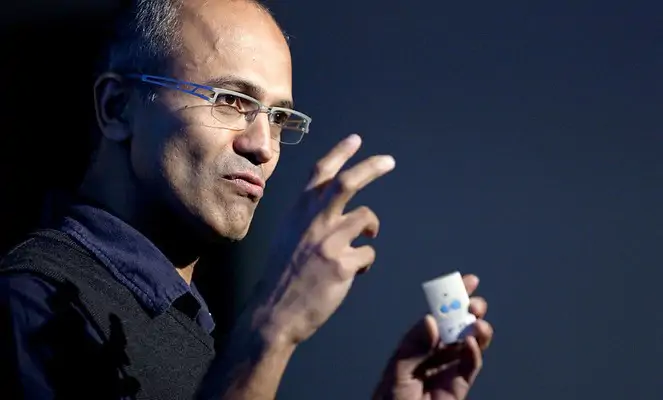 Чтение на выходные: «Обновить страницу. О трансформациях Microsoft и технологиях будущего от первого лица» Сатьи Наделлы