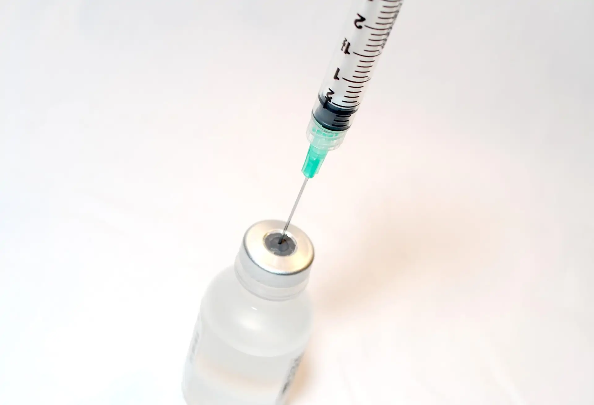 OBI может стать HOBI, а Роспатент зарегистрировал вакцину от оспы: дайджест главных новостей