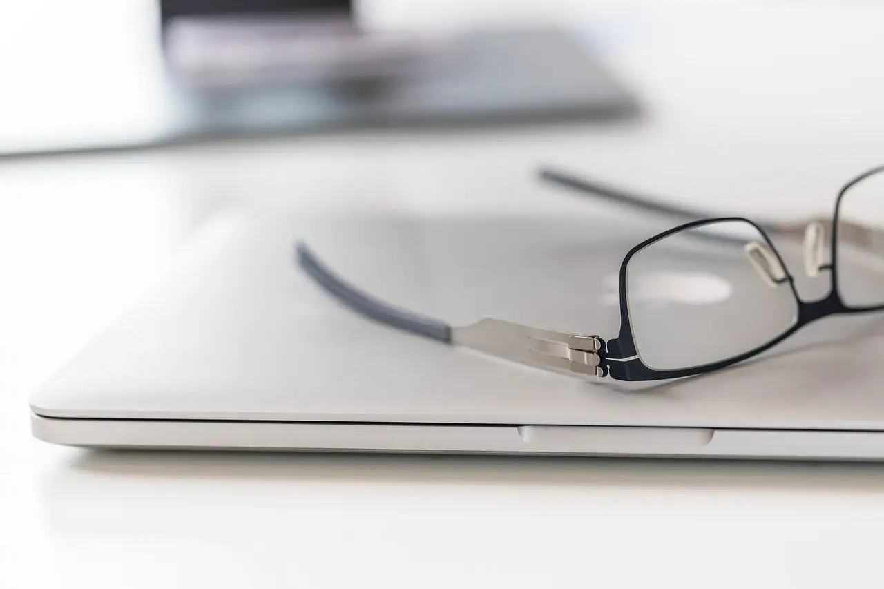 Запрет на Samsung Pay в России и иск General Motors к Ford: главные новости в сфере ИС