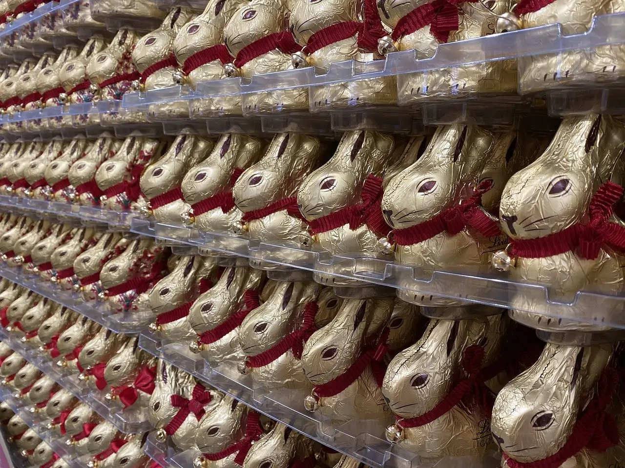 Дайджест новостей в сфере ИС: патент на промышленный образец кузова Tesla Cybertruck и золотая фольга Lindt