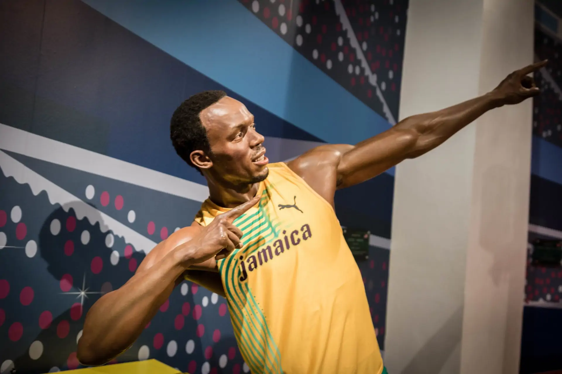 Усэйн Болт патентует позу, «Вкусно – и точка» заинтересовалась продажей пиццы, Reebok вернется в Россию: дайджест главных новостей