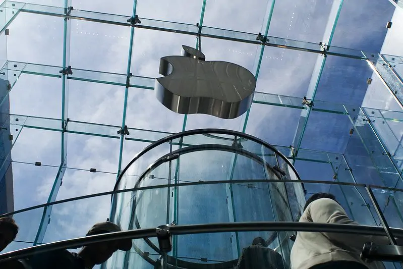 На Apple подали в суд из-за продажи смарт-бутылок HidrateSpark