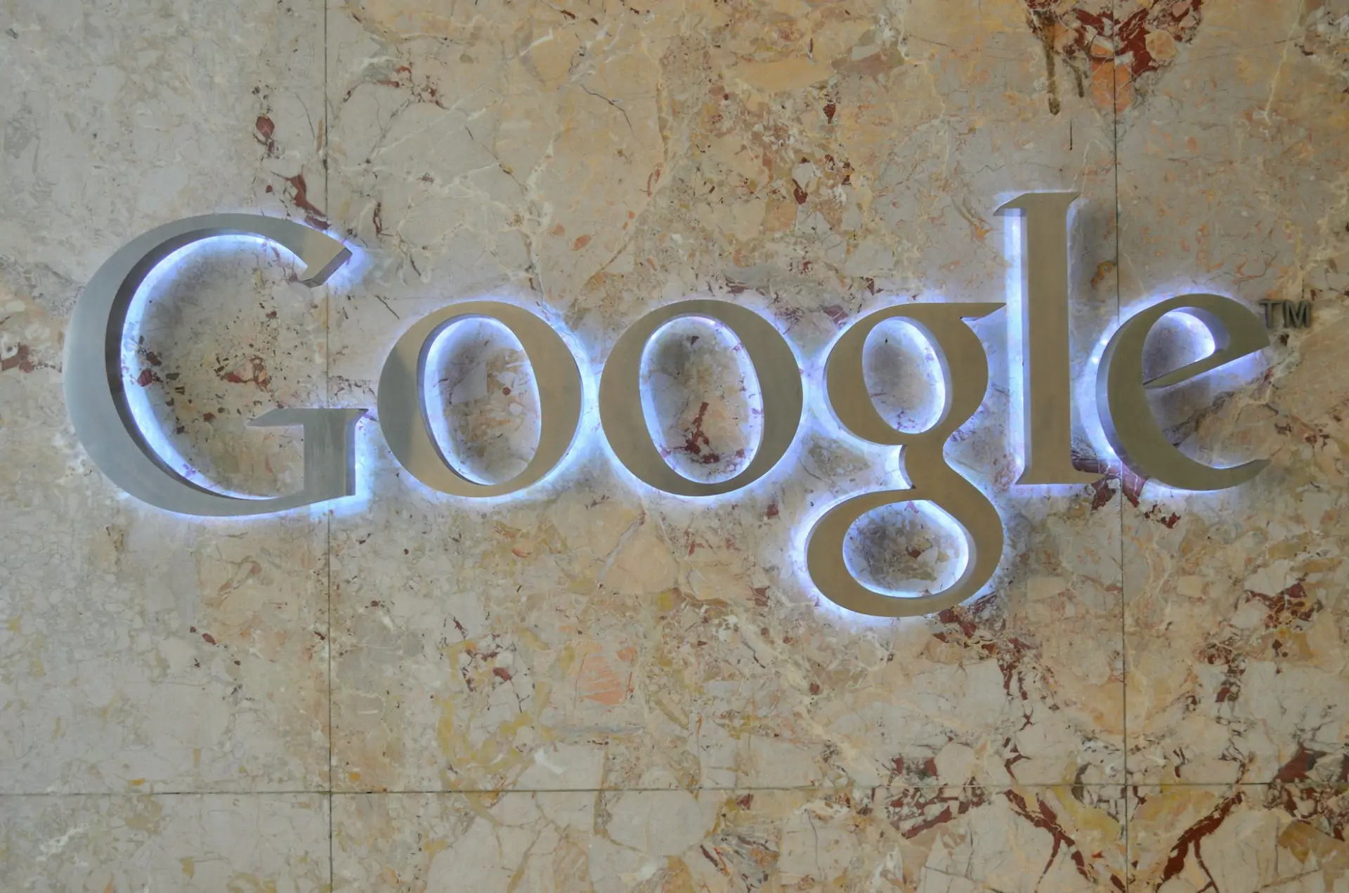 Победа Sonos в патентном споре с Google и иск Nike к Lululemon: главные новости в сфере ИС