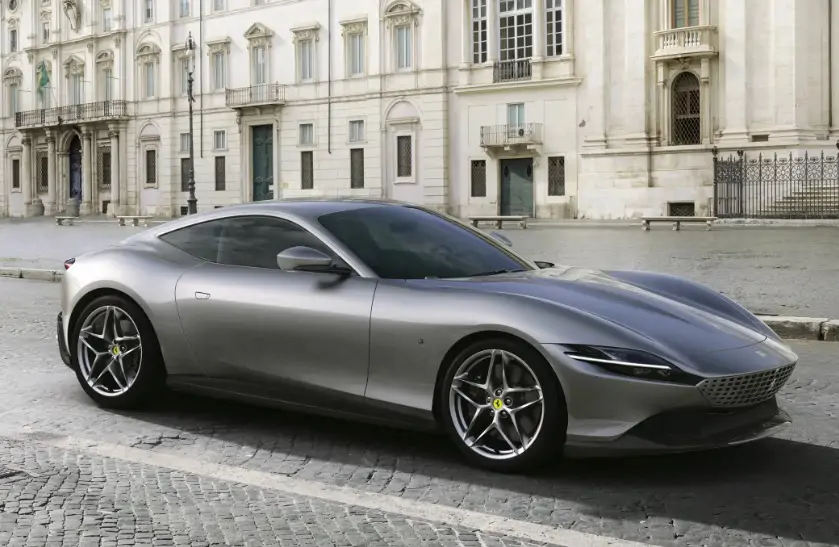 Samsung засудили, Costa Coffee сменила название, а Ferrari запатентовала газовый ускоритель: дайджест главных новостей