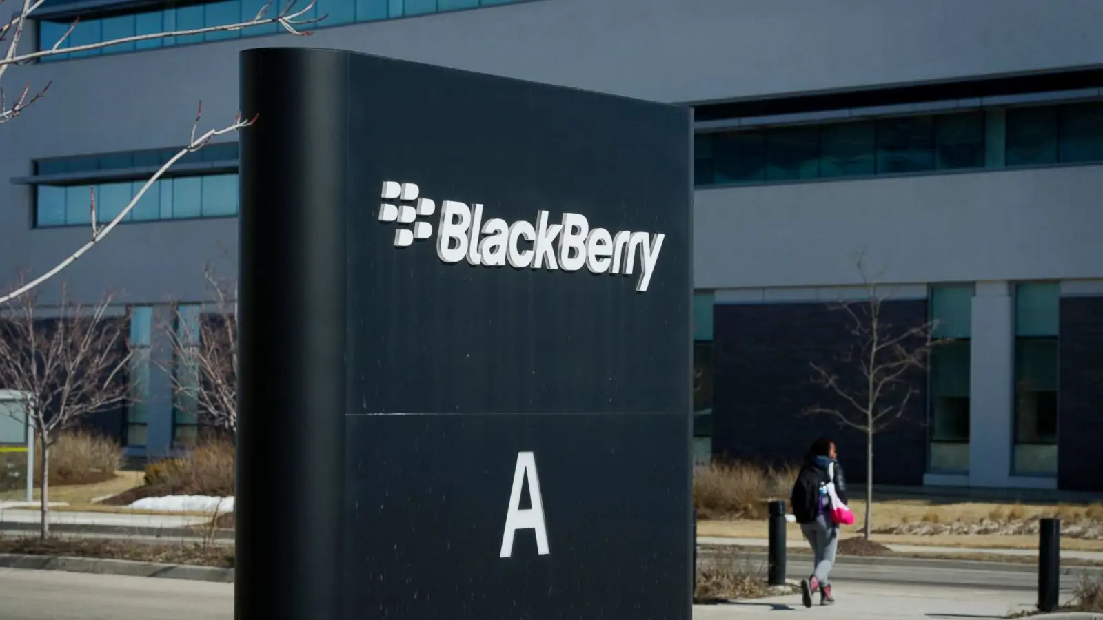 BlackBerry продолжает удачно продавать патенты