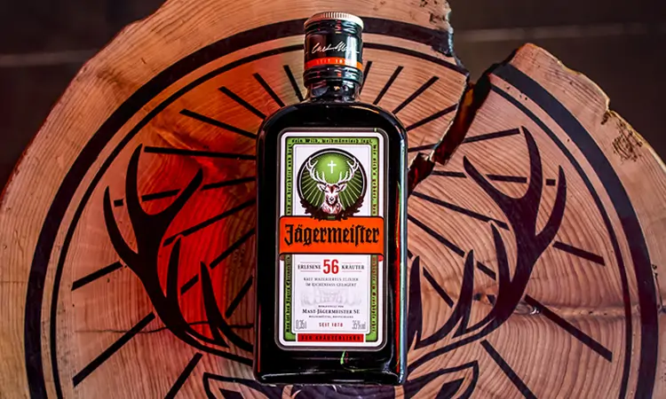 Роспатент считает ликер «Кристалла» слишком похожим на Jagermeister