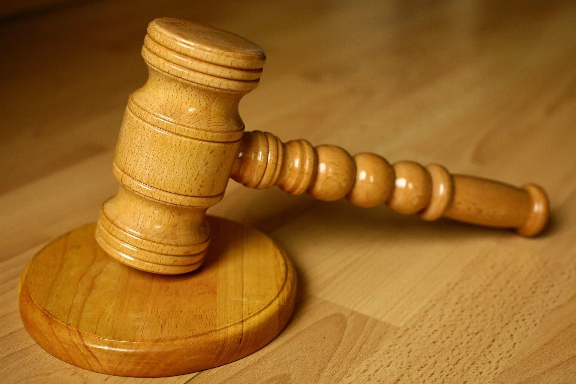 Концерн «Калашников» отсудил 300 тысяч рублей за незаконное использование товарных знаков