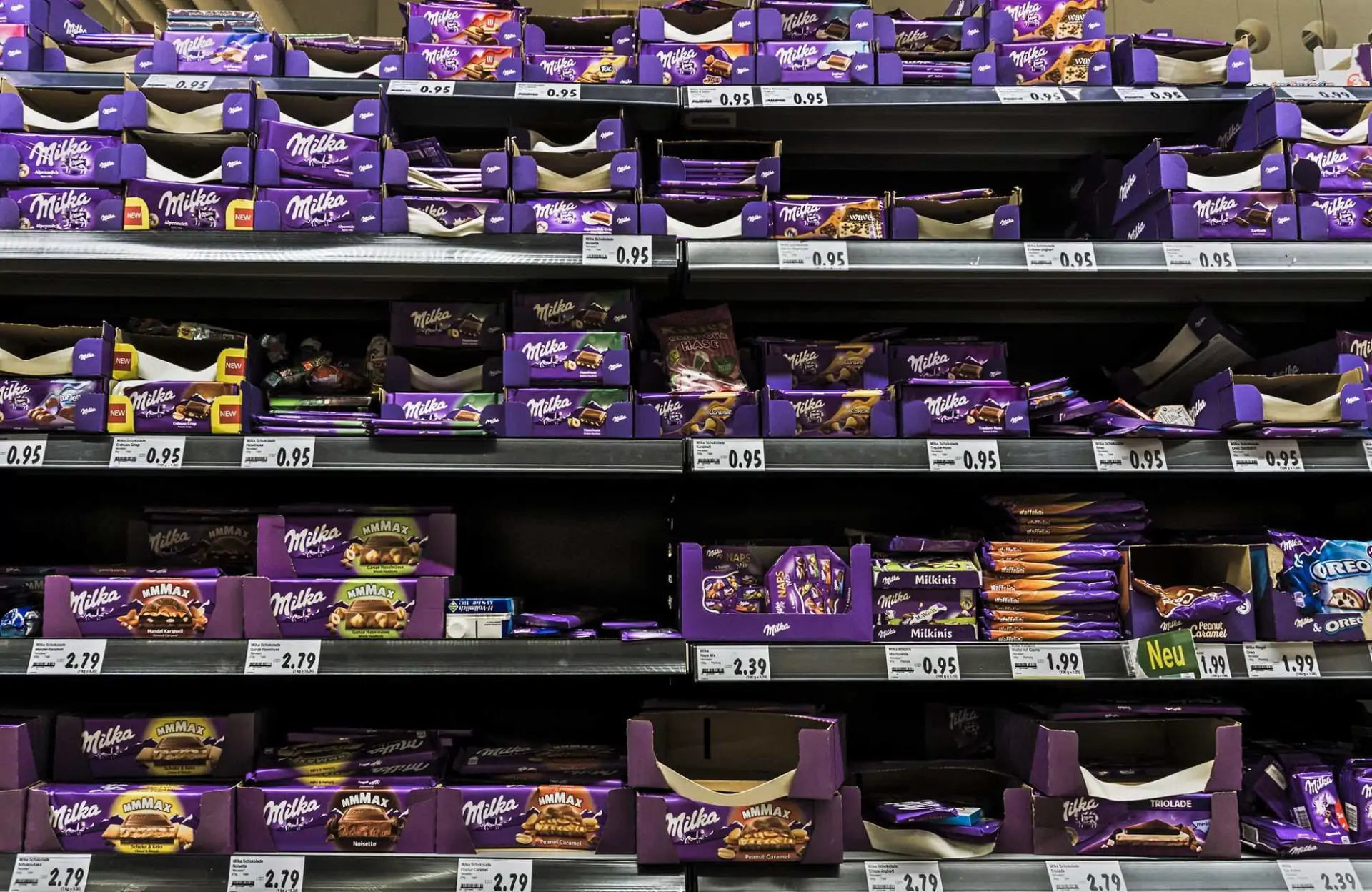 Mondelez пригрозила производителю батончиков судебным разбирательством из-за цвета упаковки