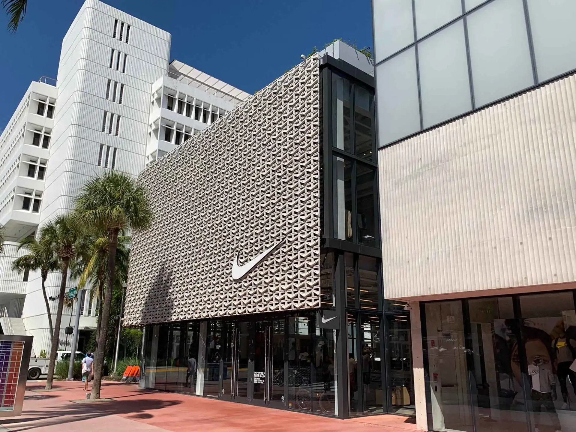 Nike и Skechers уладили три патентных спора