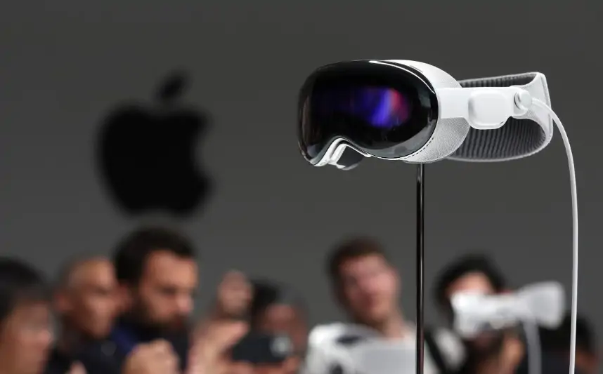 Apple представила долгожданную гарнитуру VR